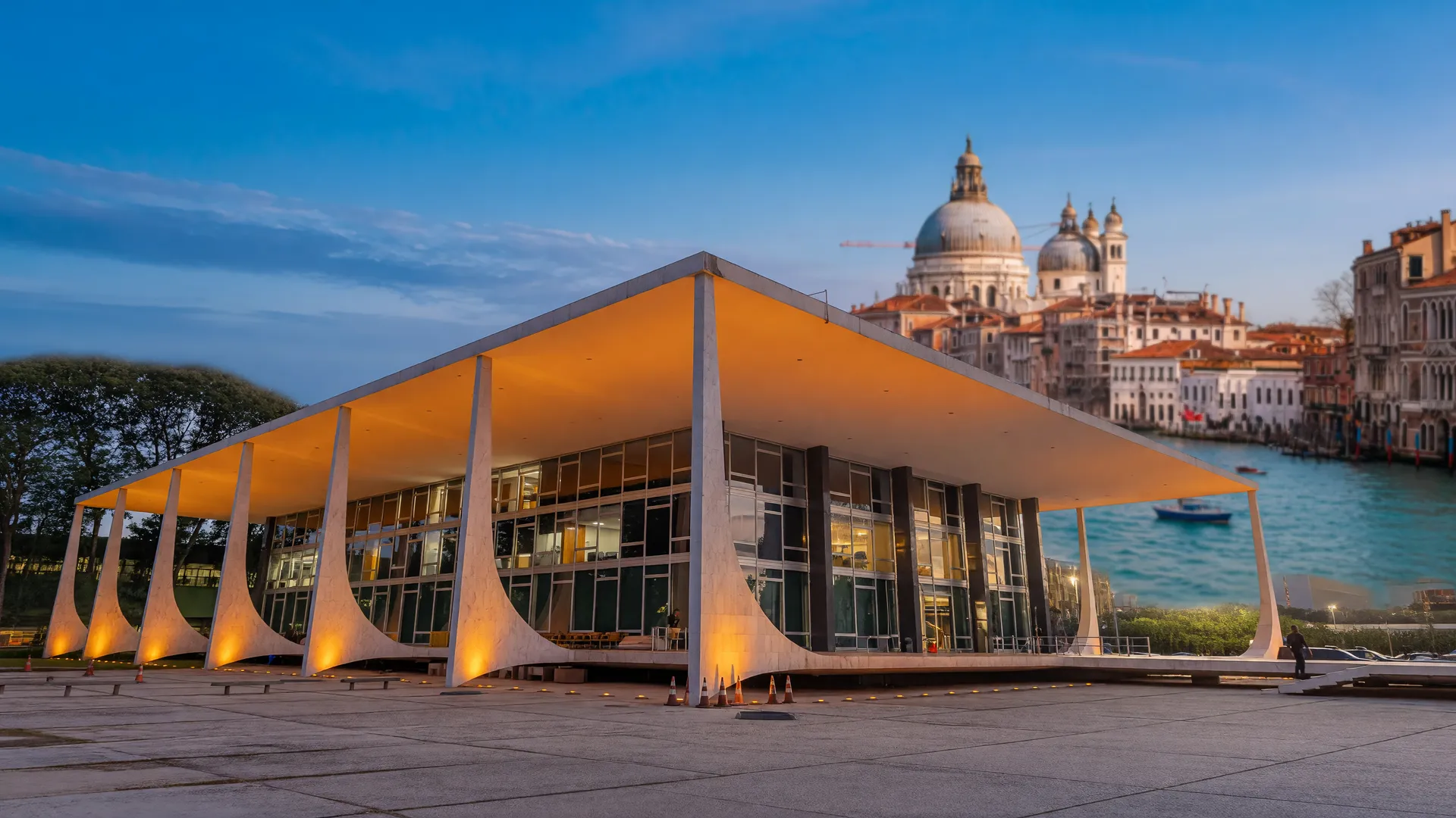 Fachada do STF ao entardecer junto a paisagem italiana, representando a extradição de Zambelli na Itália