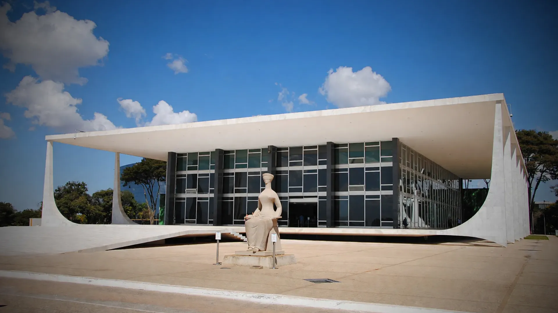 STF sob pressão da CPMI para revelar usuário de telefone institucional em investigação com Daniel Vorcaro