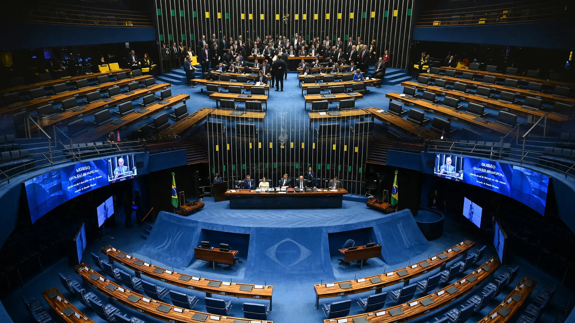 Câmara e Senado em confronto sobre lei contra misoginia aprovada no Senado