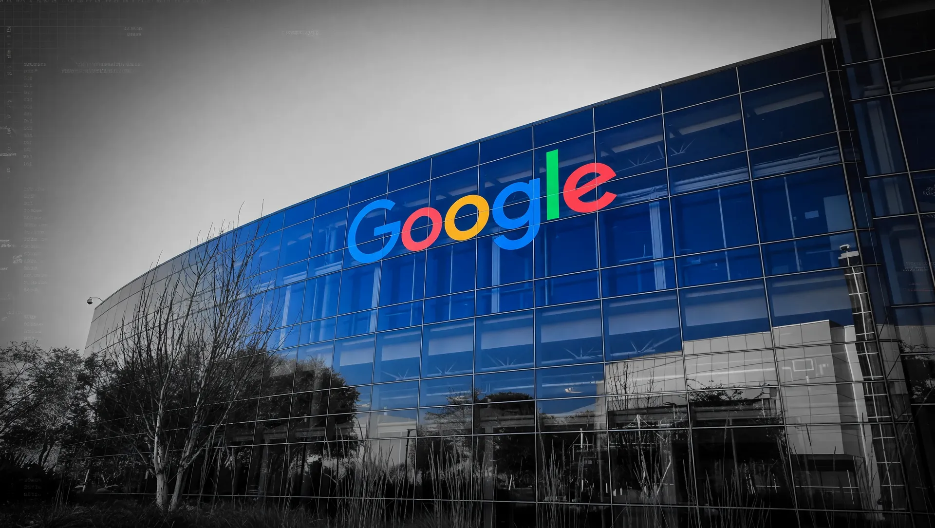 Google em cenário de ataque hacker com inteligência artificial, representando defesa digital