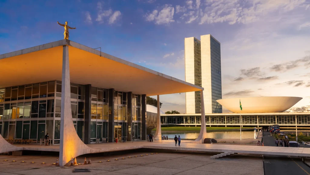 Prédio do STF, tribunal onde Débora do Batom pede redução de pena STF após aprovação da dosimetria