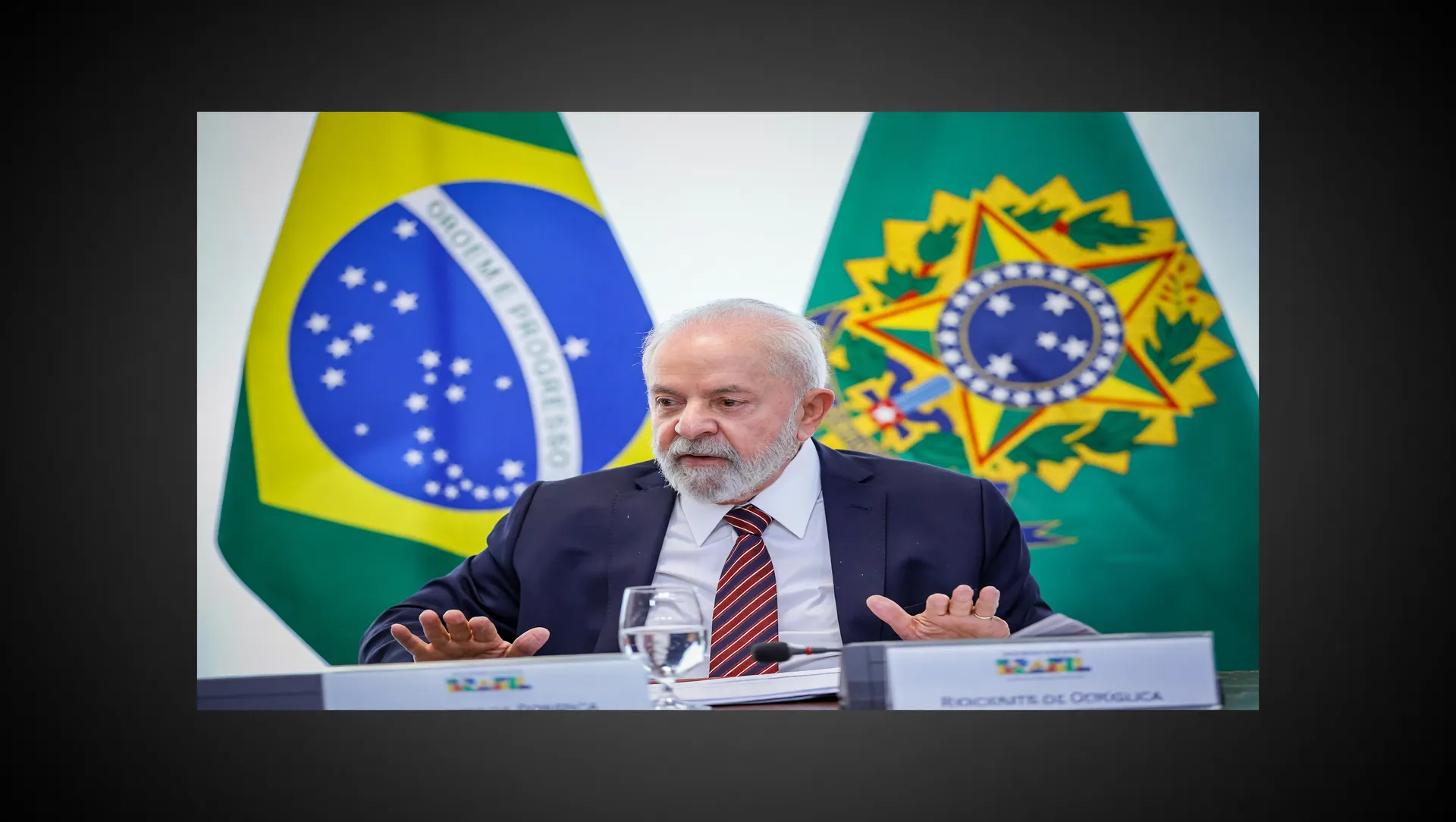 Retrato presidencial em contexto de dívida pública em 80% do PIB
