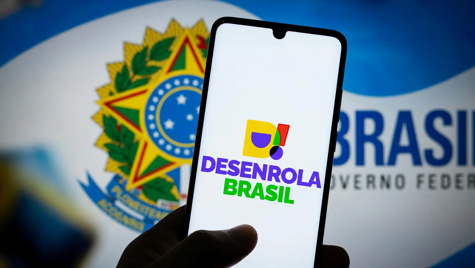 App Desenrola Brasil e alerta de golpe: site falso Desenrola 2.0 visando cobrar taxas de devedores