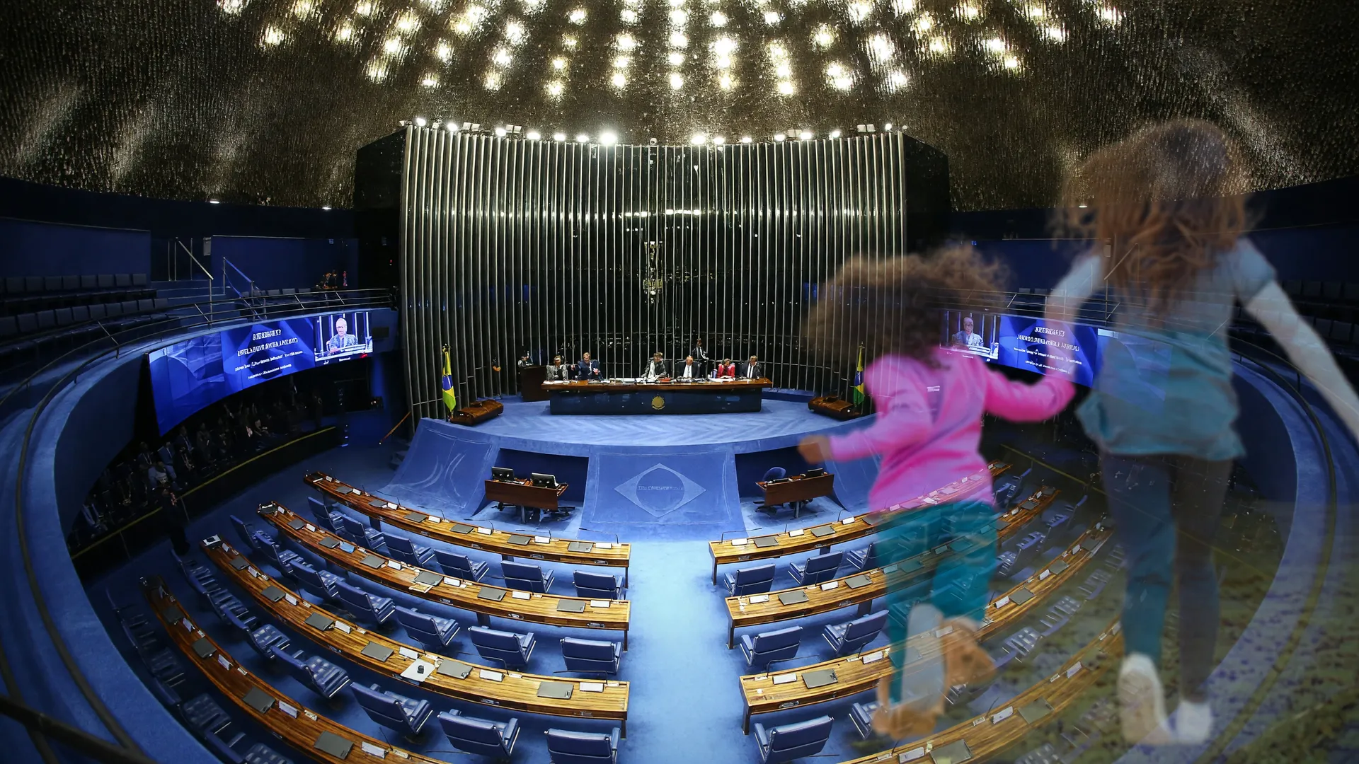 Editorial sobre aborto legal para crianças vítimas de estupro, Senado Federal debatendo mudanças na proteção infantil