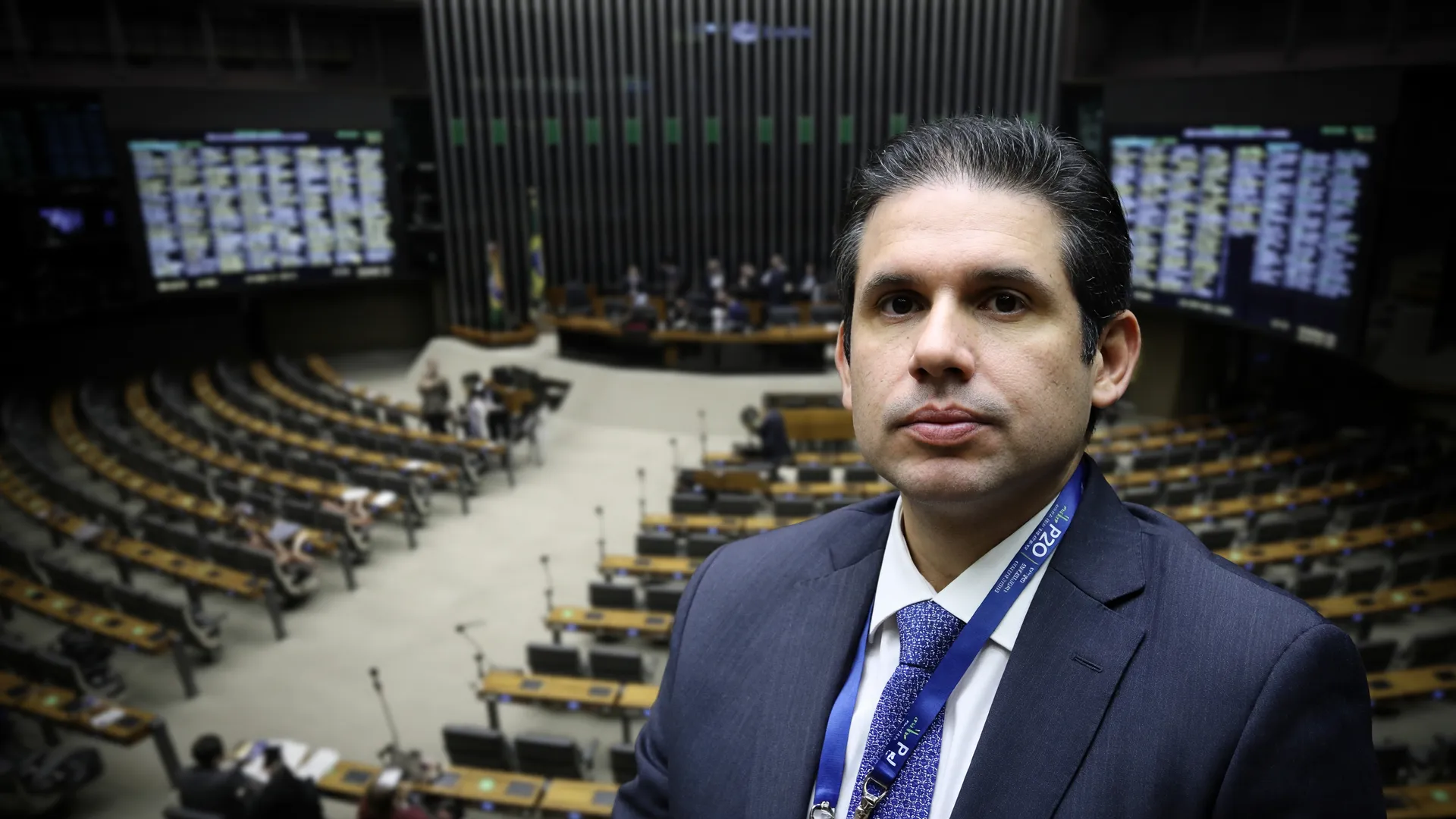Plenário da Câmara em votação sobre projeto equiparando misoginia ao crime de racismo