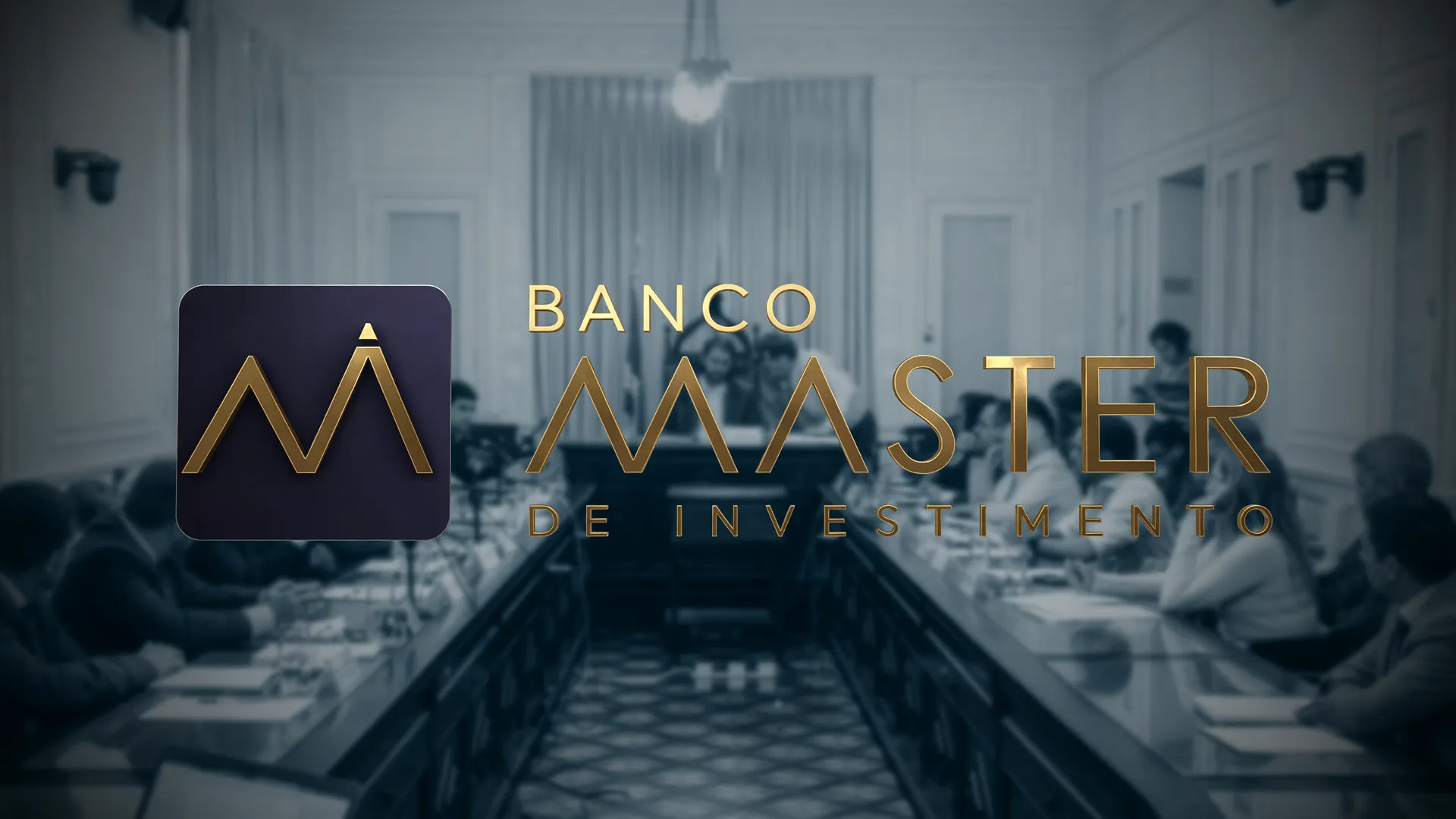 Bloqueio de bens Rioprevidência: sala de audiência formal ao fundo e logo do Banco Master em destaque