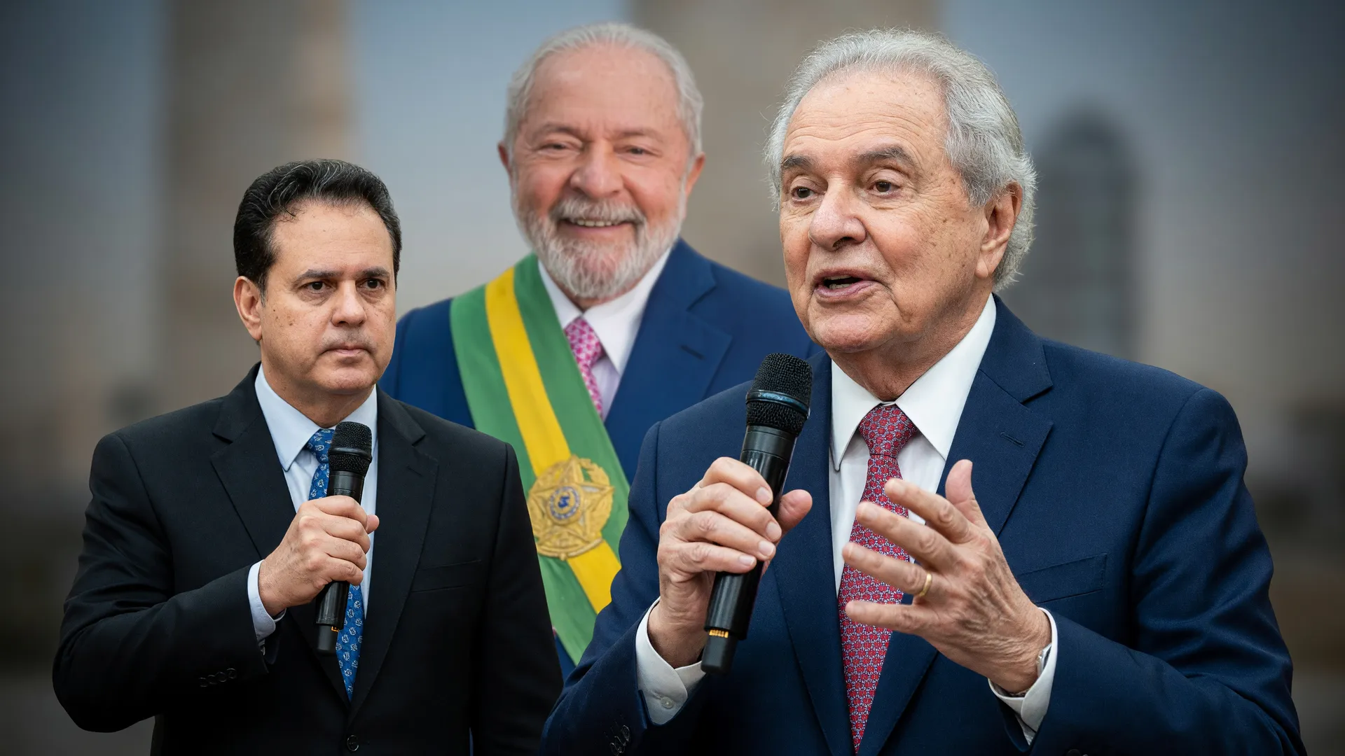 Ronaldo Caiado discursa sobre candidatura de Caiado à Presidência, ao lado de Kassab e Lula ao fundo