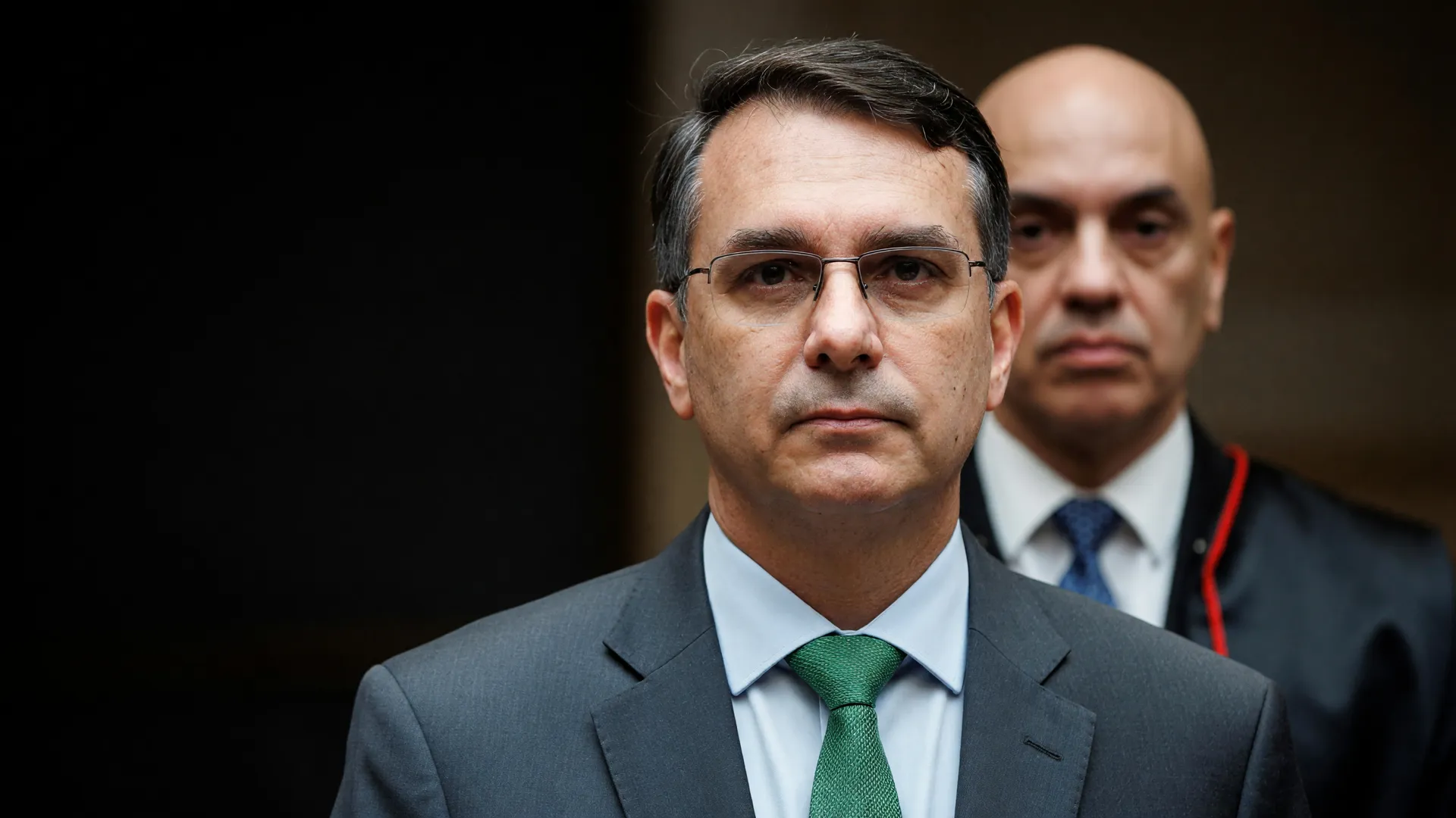 Moraes marca depoimento de Flávio Bolsonaro à PF para o dia 28 de julho