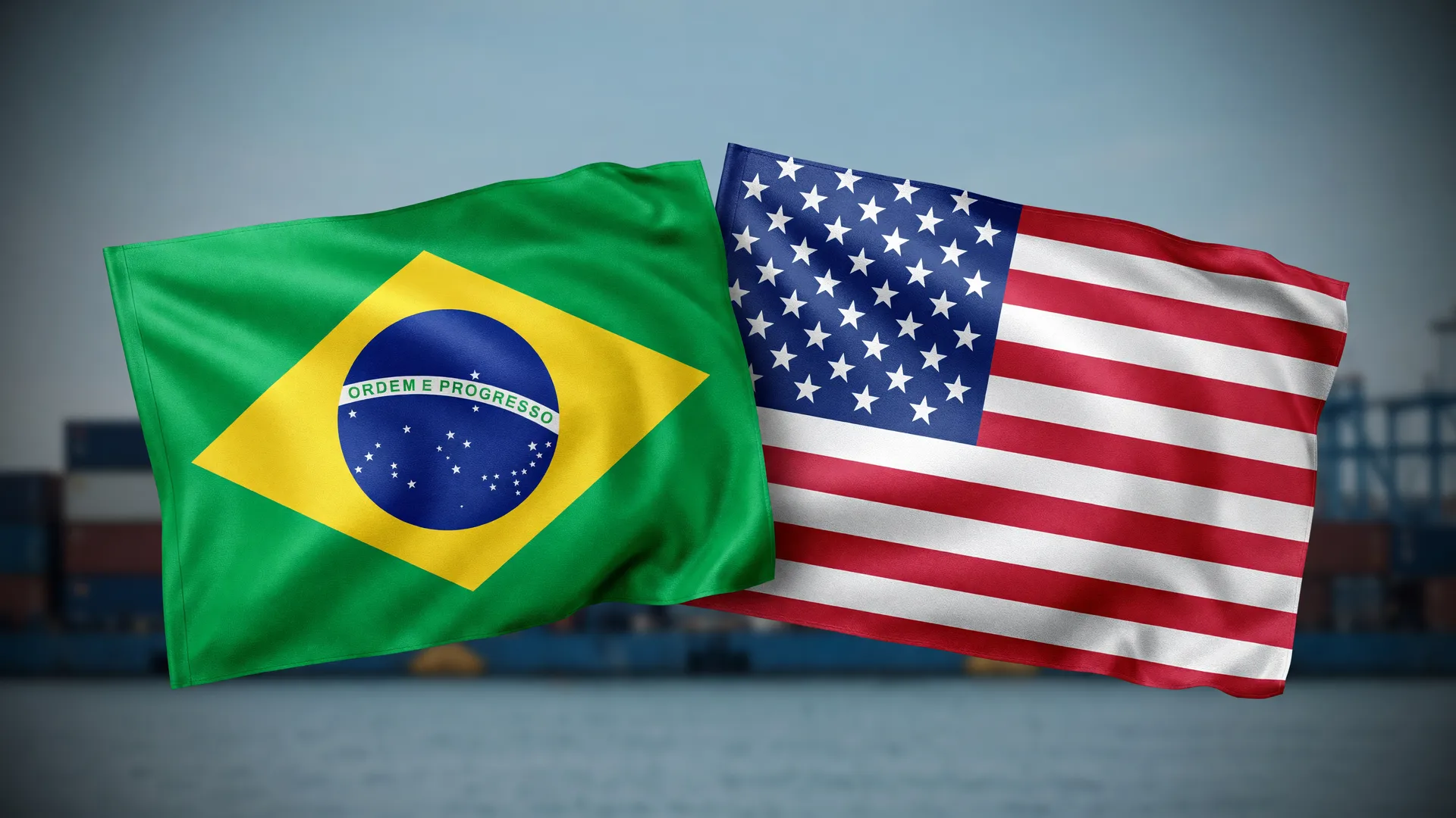 Bandeiras do Brasil e dos EUA simbolizam impacto do tarifaço nas exportações brasileiras para os EUA