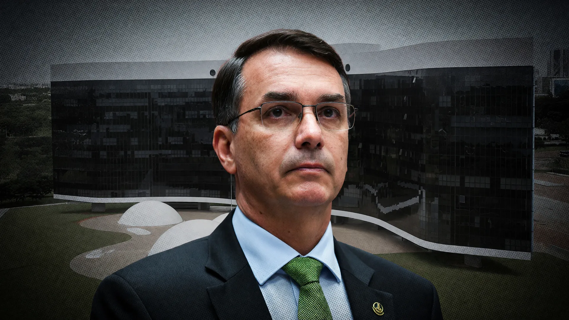 Flávio Bolsonaro diante do TSE, alvo de processo sobre rede de perfis IA que atacou Lula na pré-campanha 2026