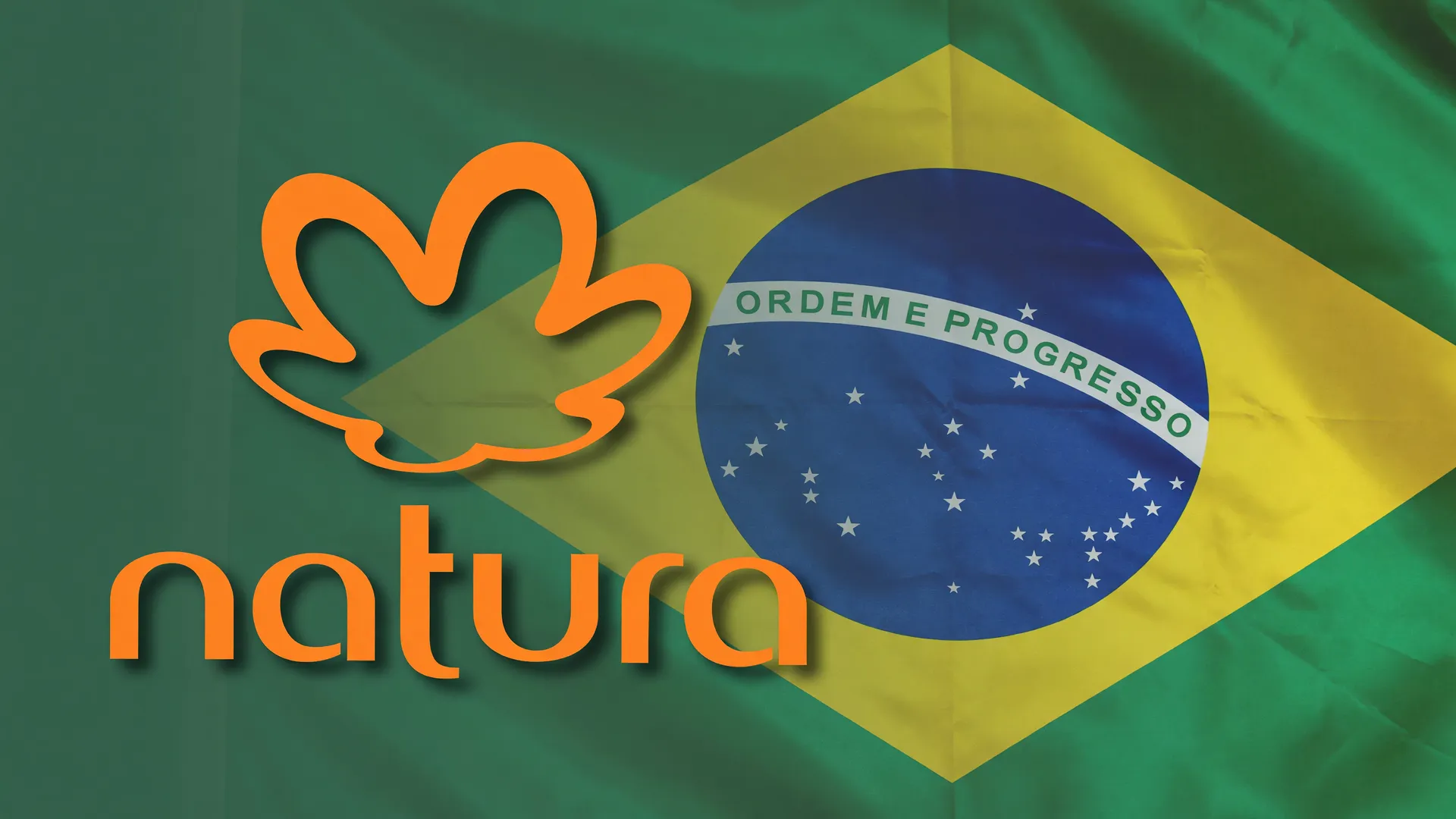 Logo Natura e bandeira Brasil em editorial ilustrando Natura queda receita segundo trimestre 2026