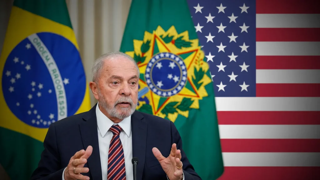 Lula com bandeira dos EUA ao fundo ilustra resultado da balança comercial julho 2026 entre Brasil e Estados Unidos