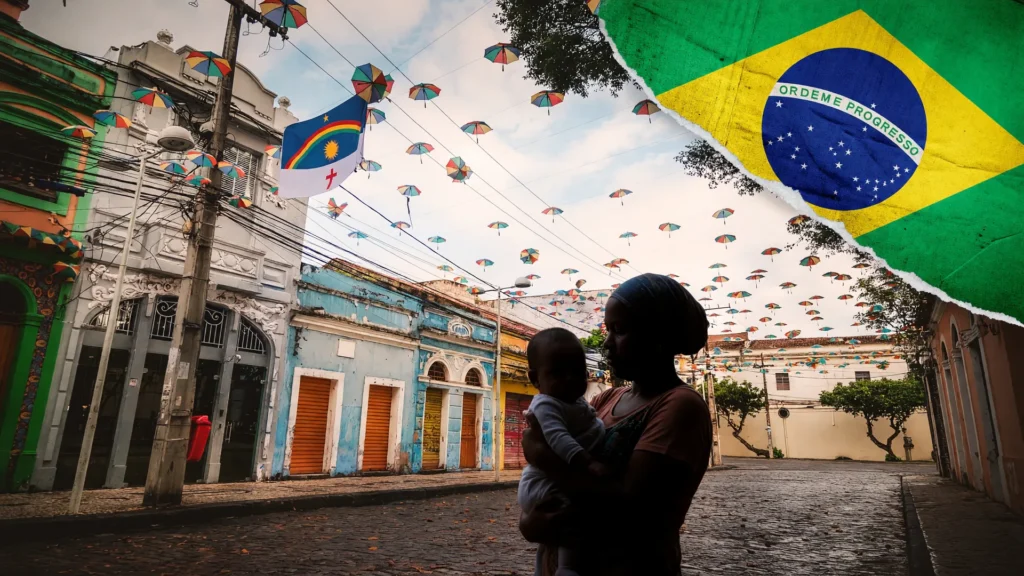 Mãe com bebê recém-nascido em cenário brasileiro, representando os bebês registrados fora do estado de origem