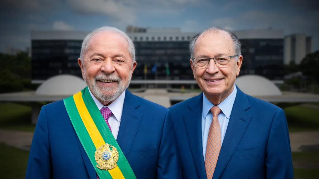 Lula e Alckmin em retrato oficial, simbolizando a candidatura de Lula à reeleição com Alckmin como vice no TSE