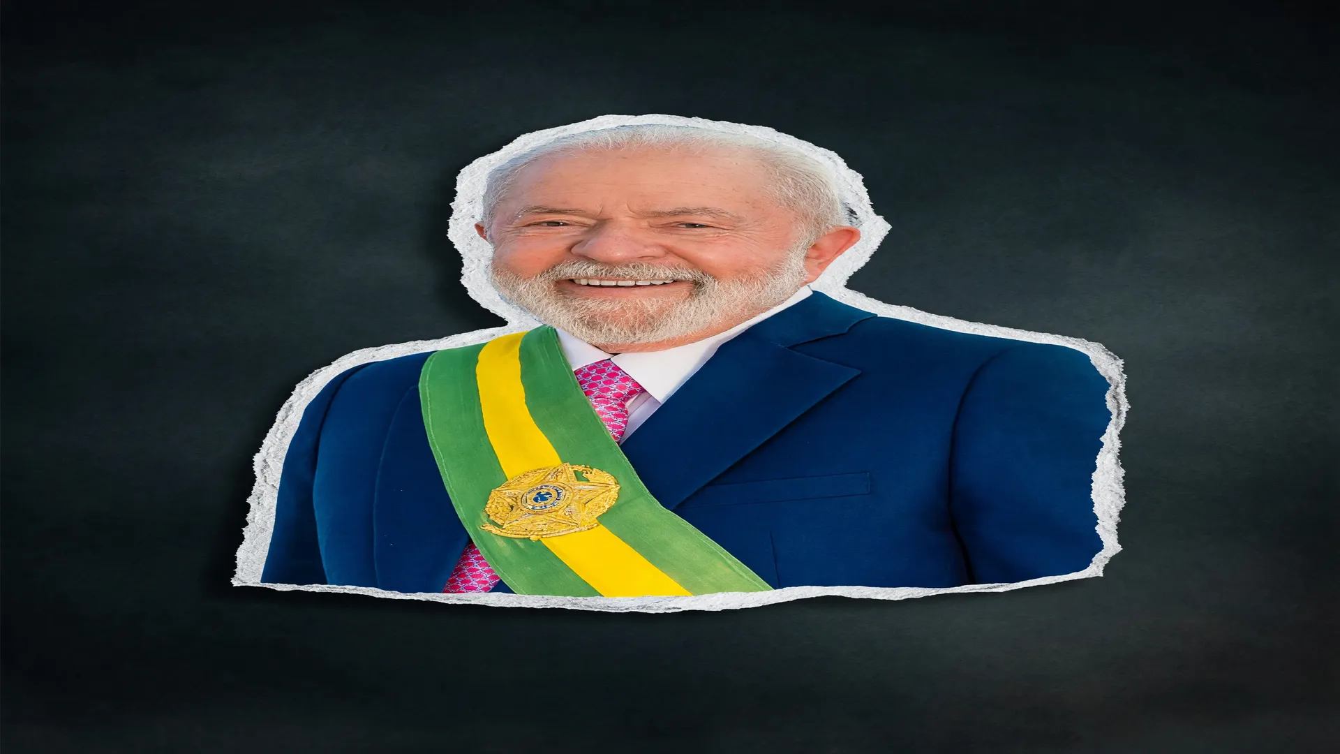 Presidente Lula de faixa presidencial — reajuste do Bolsa Família a 17 dias das eleições gera alerta fiscal