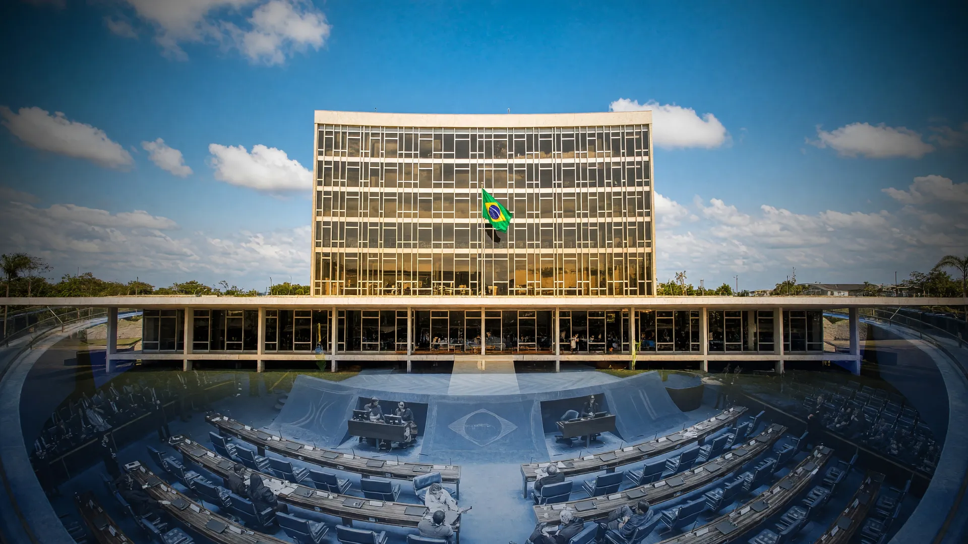 Senado Federal em Brasília representa vitória de Michelle Bolsonaro eleita senadora DF pelo PL