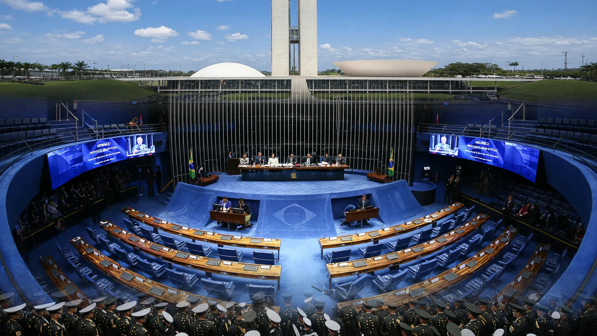 Plenário do Senado Federal em Brasília, cenário da votação da PEC da Segurança na CCJ